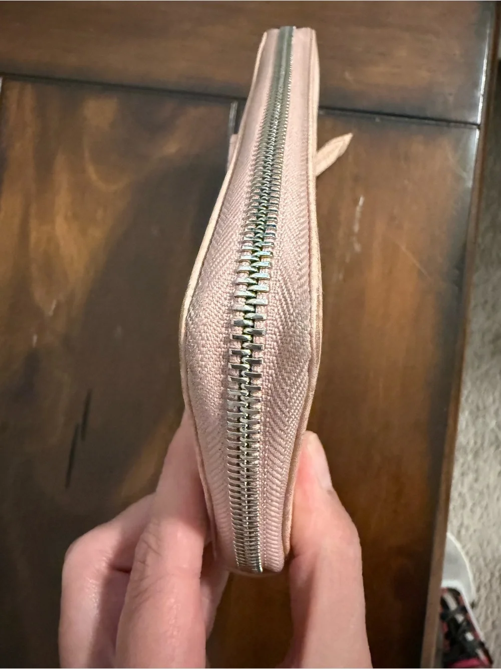 Gucci Blush Pink Pebbled Leather Zip-Around Wallet with GG Logo - Picture 4 of 11